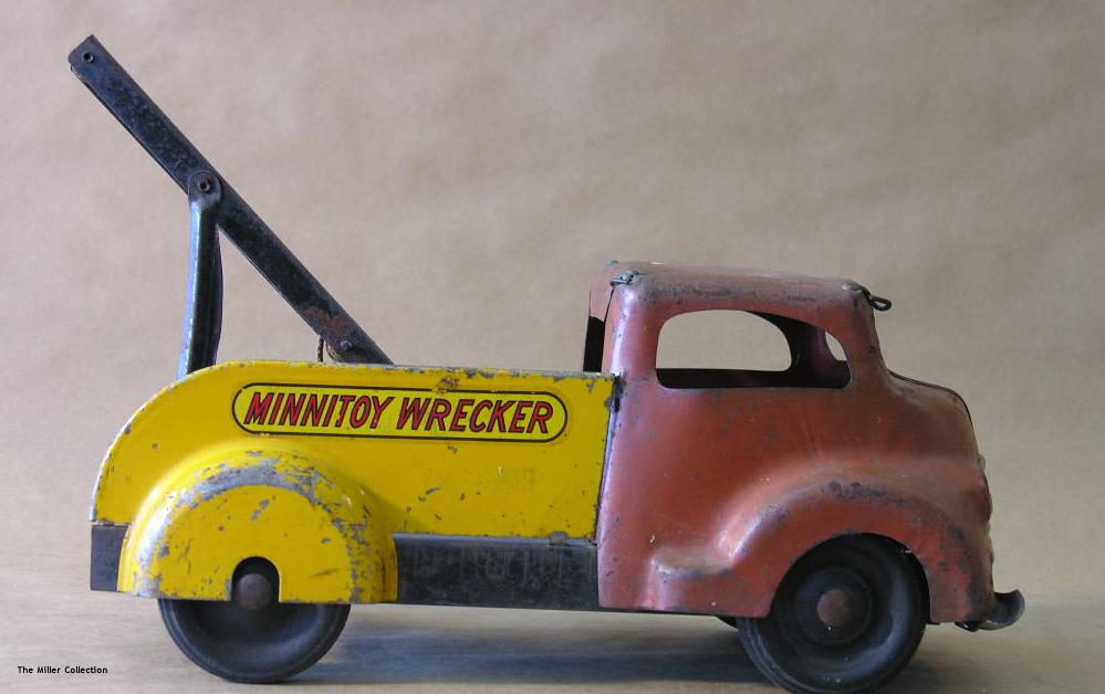 Minnitoy Old-Cab Wrecker